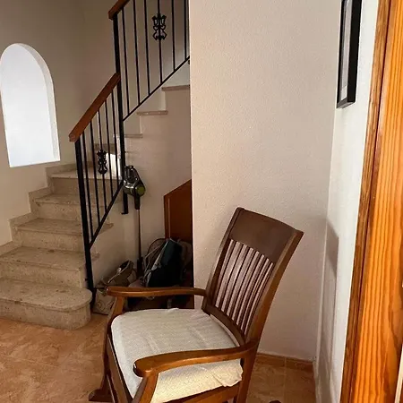 Maison Familiale 3 Chambres, 8 Couchages, Piscine Et Aires De Loisirs Communautaires, Holiday home *